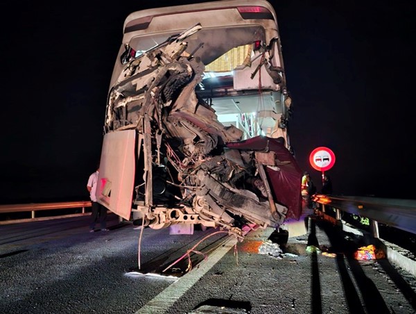 Thách thức ngày càng lớn trong đảm bảo an toàn giao thông trên cao tốc