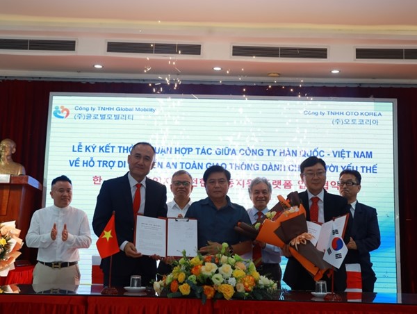 Hỗ trợ di chuyển an toàn dành cho người yếu thế về giao thông