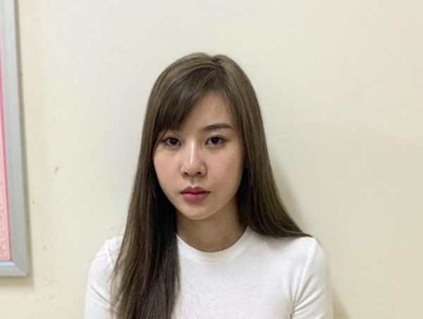 Bắt tạm giam cô gái lái ô tô tông vào đuôi xế hộp đối phương