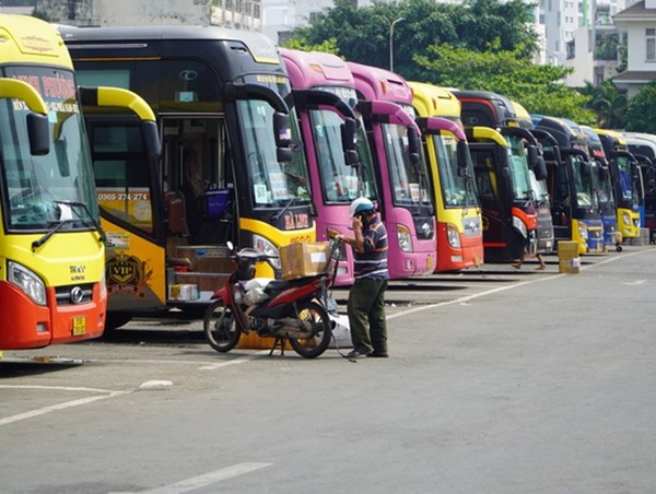 Vận tải hành khách liên tỉnh làm gì để hút khách?