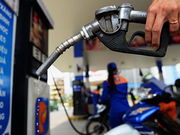 Giá xăng tăng nhẹ từ chiều ngày 20/6