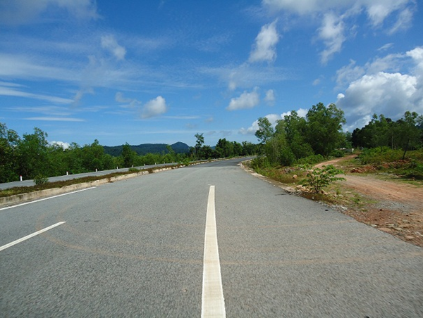 Doanh nghiệp đề nghị tài trợ bằng sản phẩm xây dựng trục Bắc - Nam