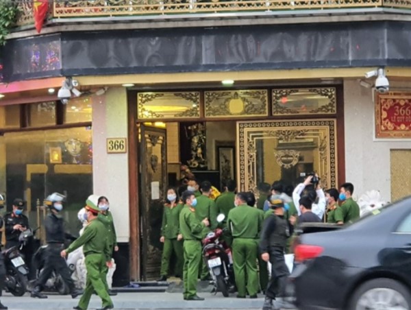 Thái Bình: Nữ doanh nhân bị khởi tố vì nhốt, đánh phụ xe vỡ xương hàm