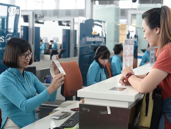 Tăng trần giá vé máy bay lúc này chưa phù hợp