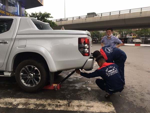 Làm gì để bảo vệ lốp xe giữa trời nóng đỉnh điểm