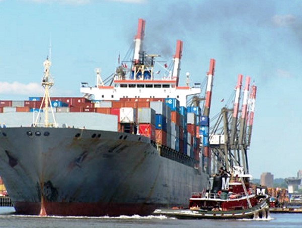 Tàu biển chạy tuyến quốc tế sẽ phải vượt qua đợt tổng kiểm tra về sức khỏe và an toàn 