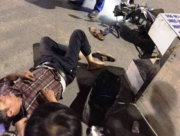 Tai nạn giao thông mới nhất hôm nay (27/7): Xế hộp đâm liên tiếp 2 xe máy rồi bỏ chạy