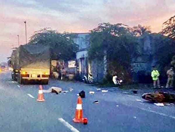 Tai nạn giao thông mới nhất hôm nay (30/7): Xe nâng hàng gây tai nạn, một người đi bộ tử vong