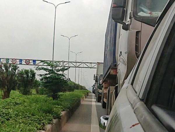 Mở rộng cầu để xóa “nút cổ chai” cao tốc Hà Nội – Bắc Giang