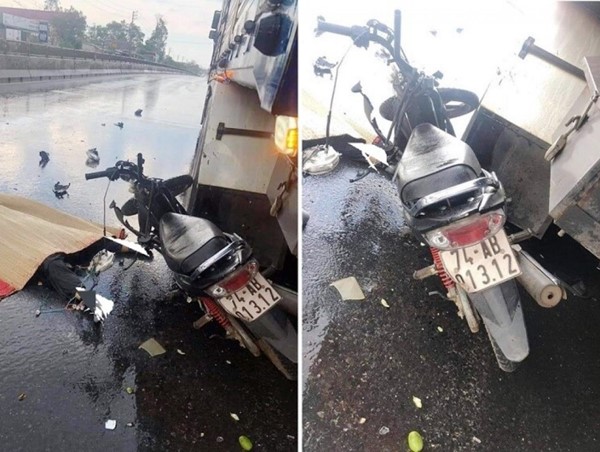 Tai nạn giao thông mới nhất hôm nay (23/8): Khiêng nạn nhân tử vong vì tai nạn giao thông vào lề đường rồi trộm xe máy