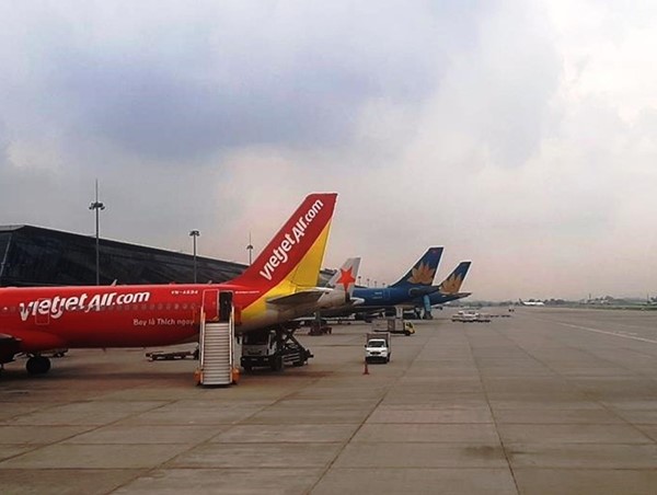 Cần tiếp tục dừng các chuyến bay nội địa đến Hà Nội