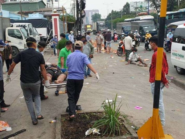 Tai nạn giao thông mới nhất hôm nay (9/11): Xe “điên” đâm hàng loạt xe máy khiến 3 người bị thương