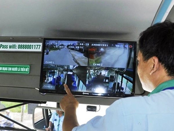 Chính phủ chỉ đạo nóng về lắp camera trên xe kinh doanh vận tải