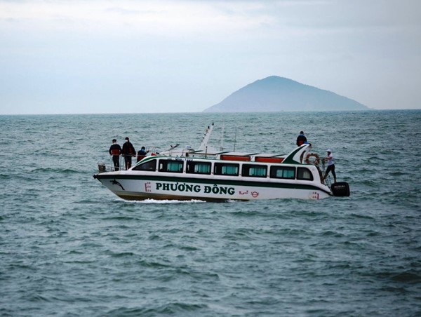 Lật ca nô chở khách tham quan ở Hội An, ít nhất 13 người tử vong