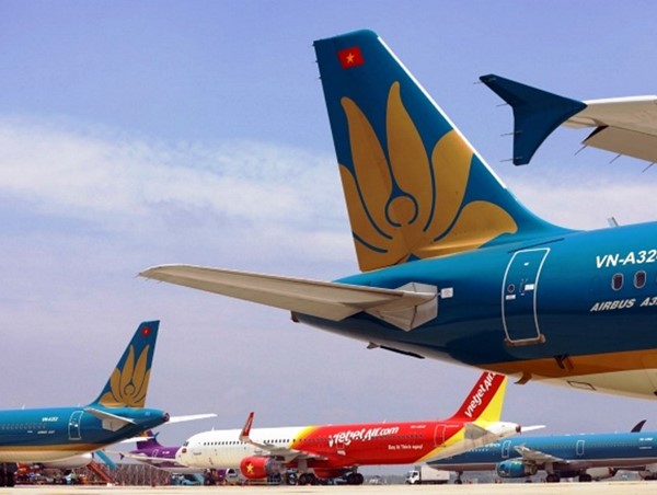 Thấy gì từ đề xuất tăng trần giá vé máy bay của Vietnam Airlines?