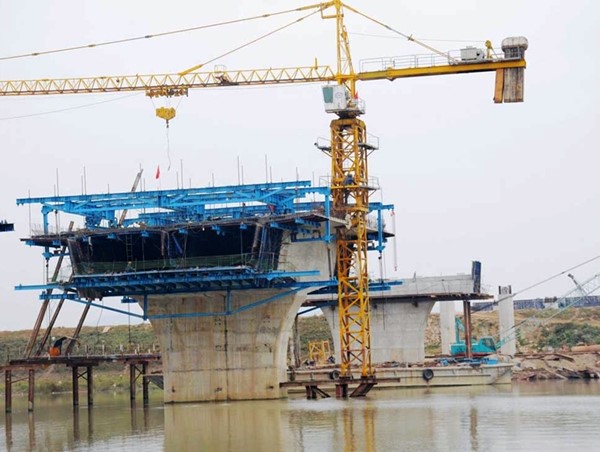 Cao tốc Bắc – Nam đối mặt với thách thức lớn từ giá vật liệu