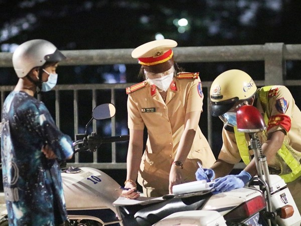 Điểm nhấn giao thông ngày thứ 3 nghỉ lễ 30/4 và 1/5