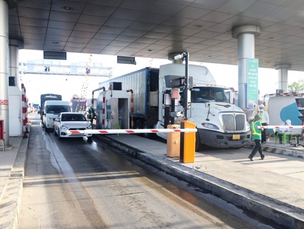 Sở Giao thông Thành phố Hồ Chí Minh kiến nghị bỏ barie trạm thu phí 