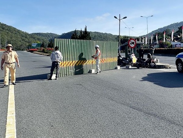 Chính thức đóng đèo Prenn lên Đà Lạt để mở rộng