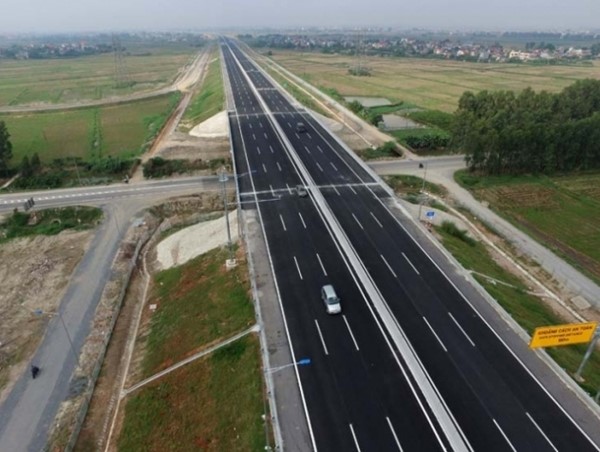 Cao tốc Nha Trang - Cam Lâm cam kết về đích trước 3 tháng
