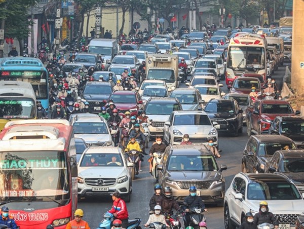 Hà Nội: Hơn 25 nghìn người bị tước giấy phép lái xe do vi phạm giao thông