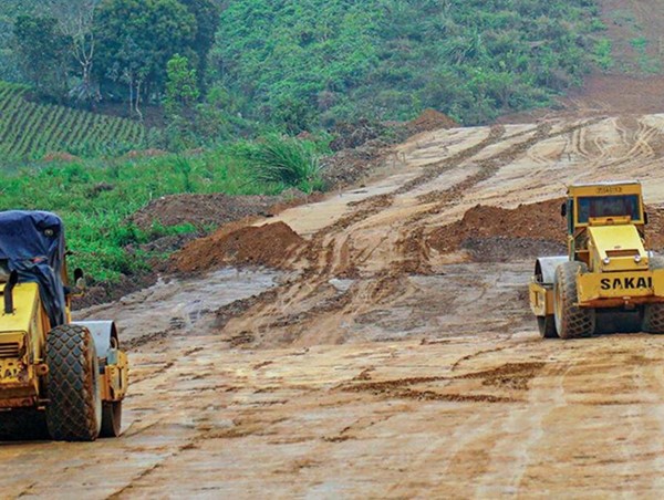 Phạt nặng hành vi găm hàng, ép giá vật liệu xây cao tốc