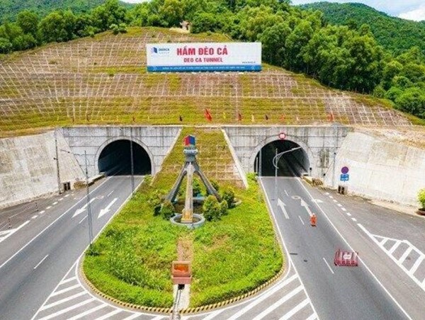 Đề xuất giữ lại gần 4.000 tỷ đồng vốn đầu tư công cho 5 dự án giao thông