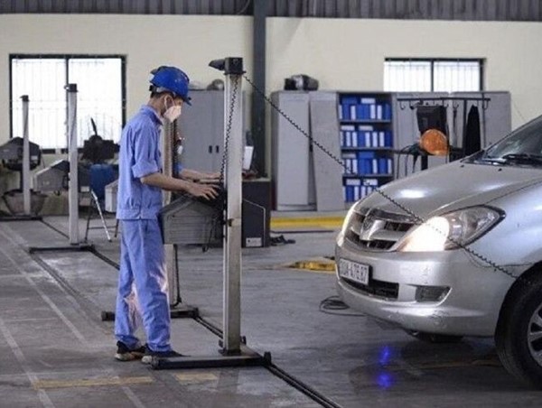 Mở lại 2 trung tâm đăng kiểm ở Hà Nội từ 10/3