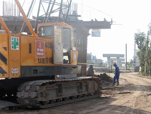 Thúc tiến độ thi công Tuyến tránh Long Xuyên