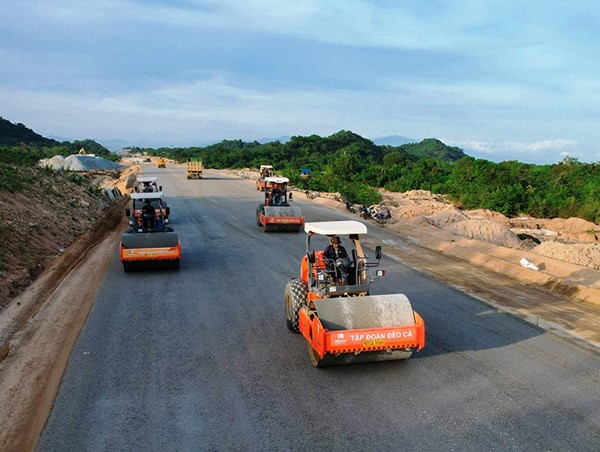 Giải ngân 17.000 tỷ đồng cho dự án giao thông trong quý 1/2023