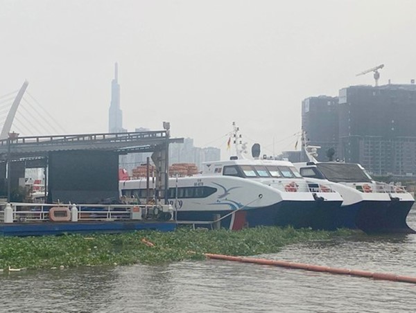 TP Hồ Chí Minh: Cho gia hạn khai thác tàu cao tốc ở bến Bạch Đằng