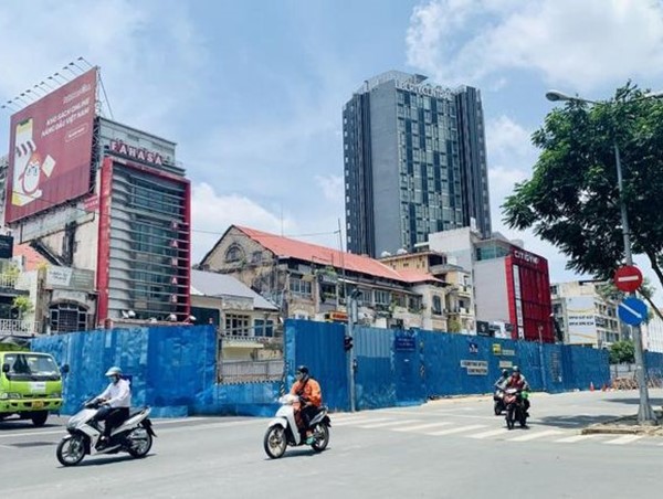 TP Hồ Chí Minh: Tạm ngưng thi công đường, vỉa hè nhân dịp Lễ 30/4 và 1/5