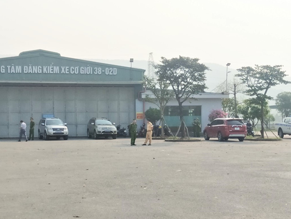 Bắt phó giám đốc và đăng kiểm viên Trung tâm đăng kiểm 38-02D