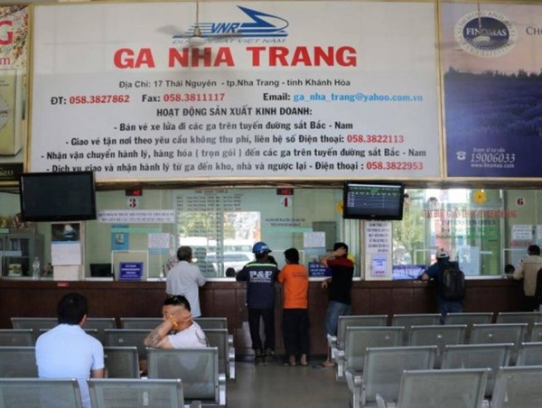 "Cháy" vé tàu, xe đến Nha Trang cao điểm nghỉ lễ 30/4-1/5