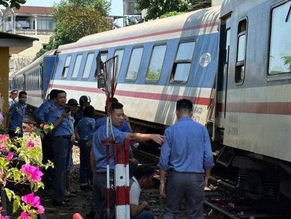 4 ngày xảy ra 2 vụ tàu trật bánh, Cục Đường sắt siết an toàn chạy tàu