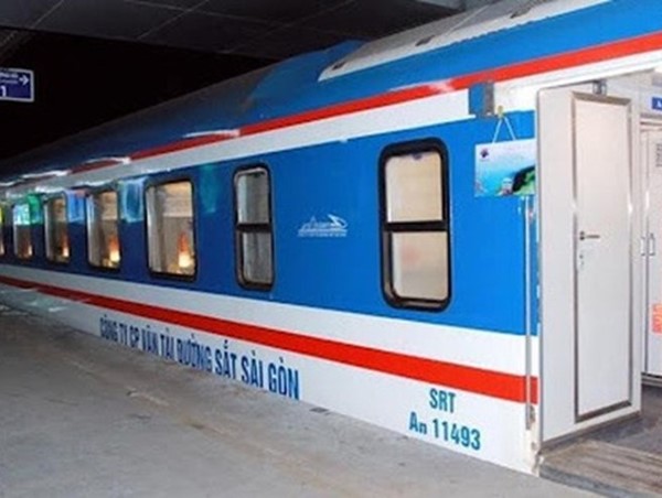 Giảm 10% vé tàu hỏa cho học sinh đi thi và nhập học