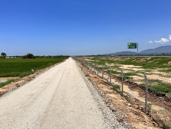 Sớm hoàn thành đường gom cao tốc qua Bình Thuận