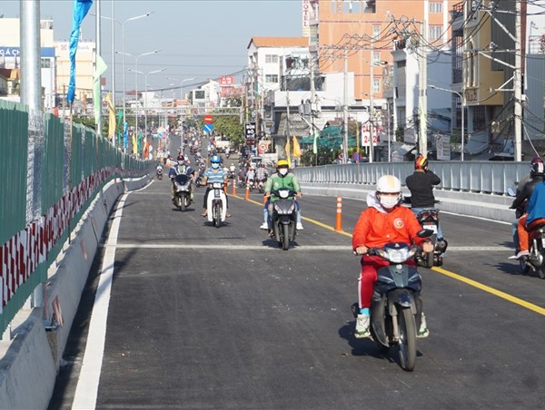 TP Hồ Chí Minh: Điều chỉnh tổ chức giao thông đường chui dưới gầm cầu Bưng, quận Bình Tân