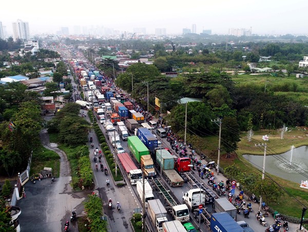 TP Hồ Chí Minh: Đề xuất mở đường chuyên dùng rộng 12 làn xe kết nối với cảng Cát Lái