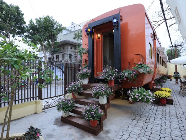 Vẻ đẹp sau chỉnh trang các nhà ga trên tuyến Hà Nội - Hải Phòng