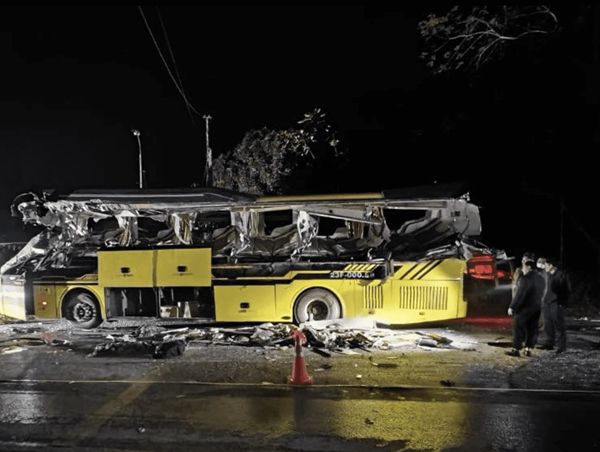Vì sao xe khách liên tục tai nạn thảm khốc?