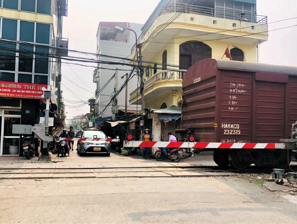 Đầu tư hơn 1.600 tỷ cải tạo, nâng cấp đường ngang giai đoạn 2015 - 2023