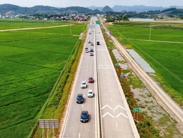 Lo mãn tải, đề xuất nâng cấp cao tốc Mai Sơn - Quốc lộ 45