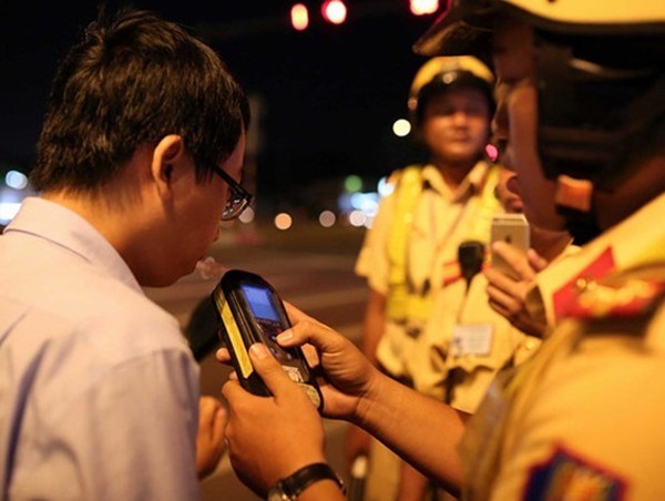 Đề nghị không tước bằng lái nếu mức vi phạm nồng độ cồn thấp