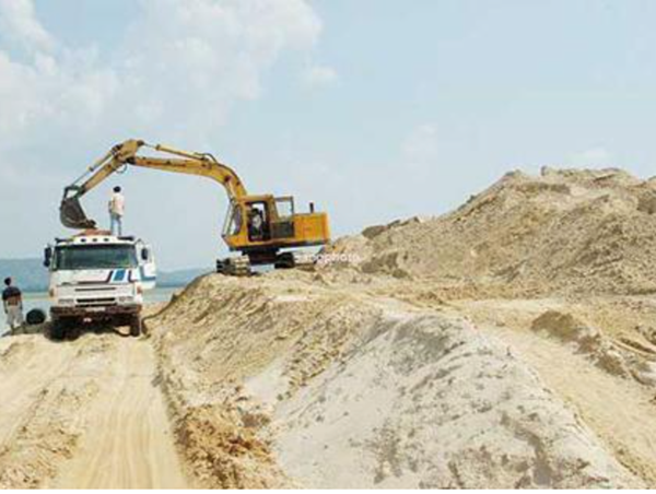 Công suất khai thác cát chưa đáp ứng tiến độ thi công cao tốc Bắc – Nam