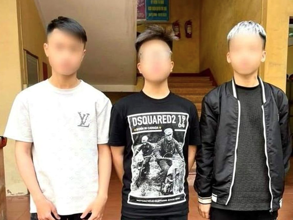 Điều tra nhóm thanh niên bốc đầu xe, phát trực tiếp qua mạng xã hội