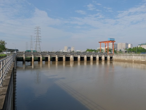 Thông xe đường 419 qua Cống cuối kênh T1 dự án Cải tạo nâng cấp trạm bơm tiêu Săn