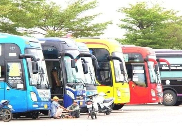 Một xe khách chạy quá tốc độ 333 lần/tháng ở Lâm Đồng