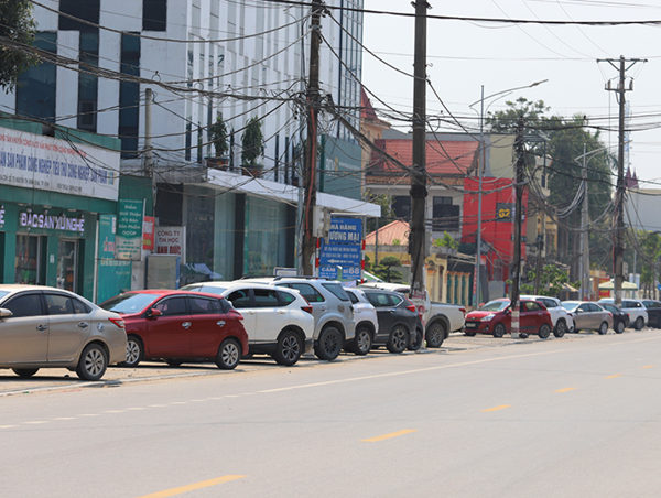 Nghệ An: Kiến nghị trích tiền xử phạt vi phạm giao thông để xây bãi đỗ ô tô