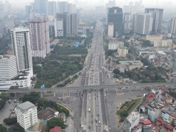 Hà Nội đôn đốc chủ đầu tư hoàn thiện thủ tục để phân luồng giao thông cầu Mai Dịch